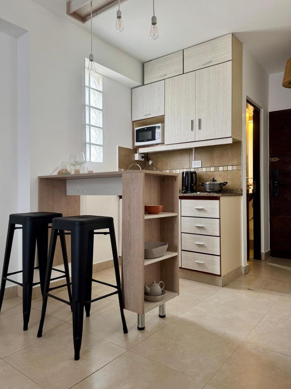 Monoambiente Gueemes Y Gueemes Apartamento